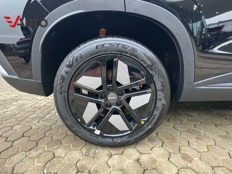 Omoda 5  Omoda 5 1.5 Super hybrid SHS-H Pure * SENZA VINCOLO DI FINANZIAMENTO *