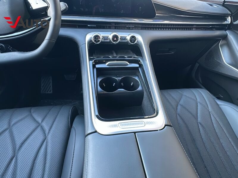Omoda 9  Omoda 9 Super hybrid SHS-P Premium * SENZA VINCOLO DI FINANZIAMENTO *