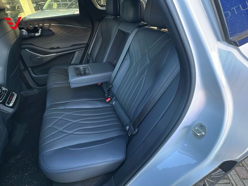 Omoda 9  Omoda 9 Super hybrid SHS-P Premium * SENZA VINCOLO DI FINANZIAMENTO *