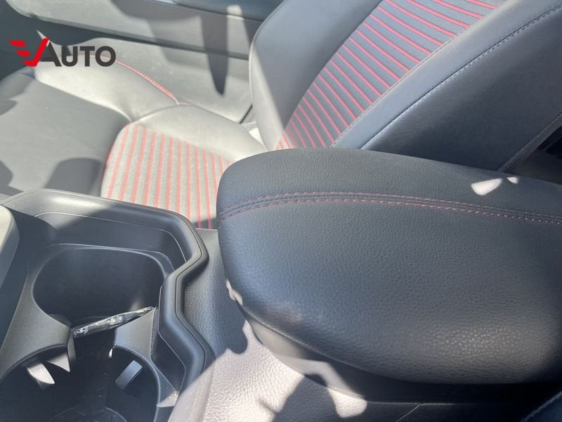 Suzuki Across  2.5 Plug-in Hybrid E-CVT 4WD Top