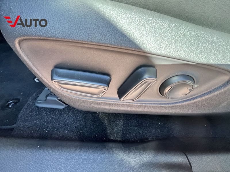 Suzuki Across  2.5 Plug-in Hybrid E-CVT 4WD Top