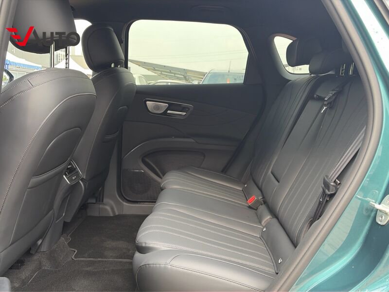 Lepas L8 1.5 tgdi phev Elegance KM0 *SENZA VINCCOLO DI FINANZIAMENTO*