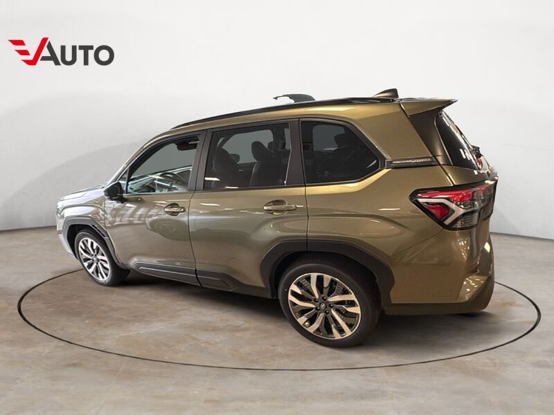 Subaru Forester  2.0 e-Boxer Premium auto